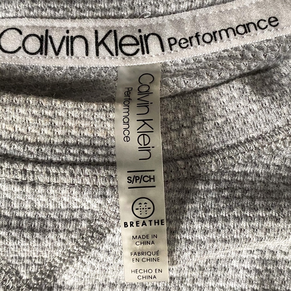 CK Fleece Workout Shirt - Picture 4 of 4